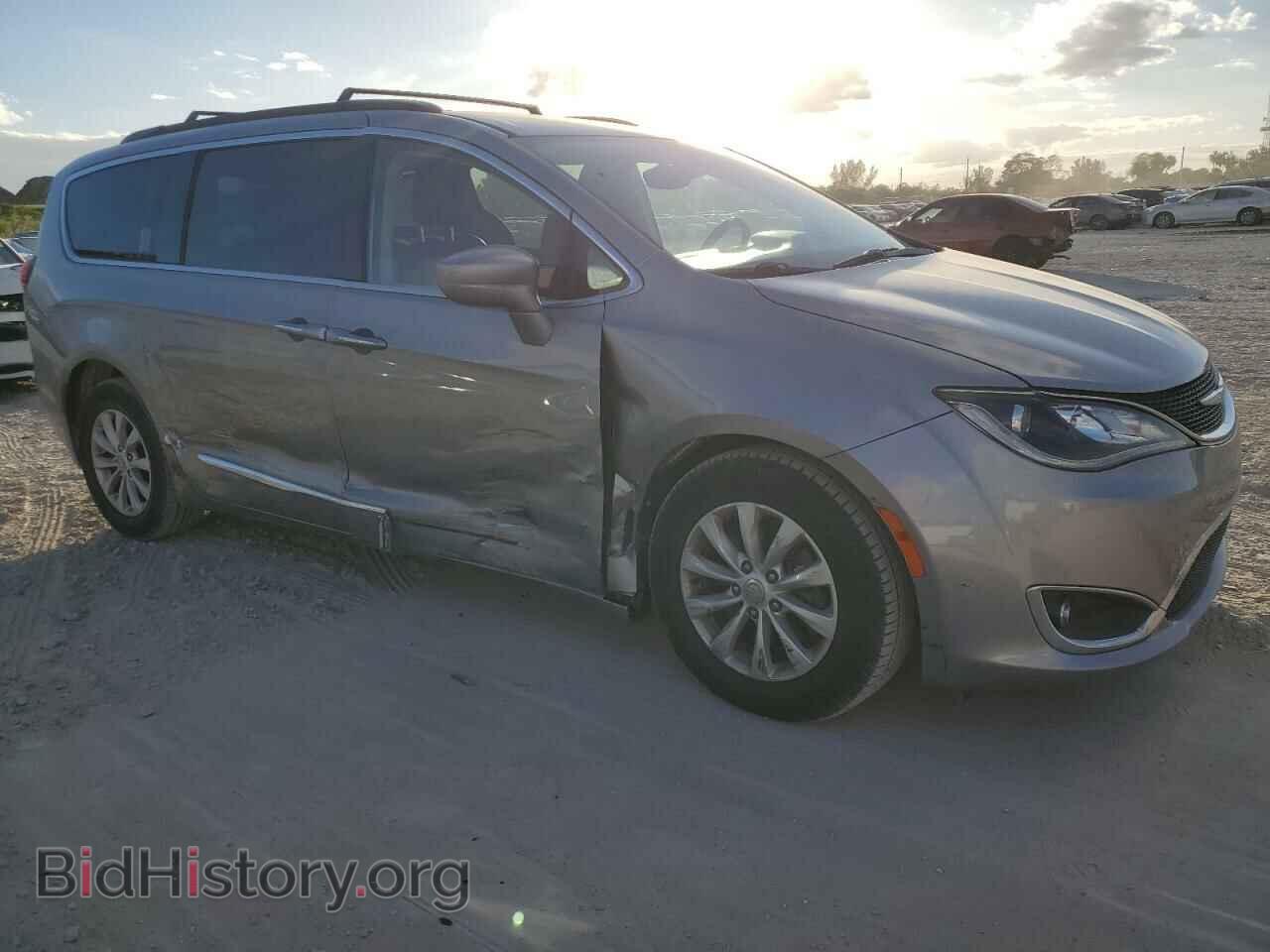 2017 CHRYSLER PACIFICA - VIN: 2C4RC1BG1HR552056 - Фото 4