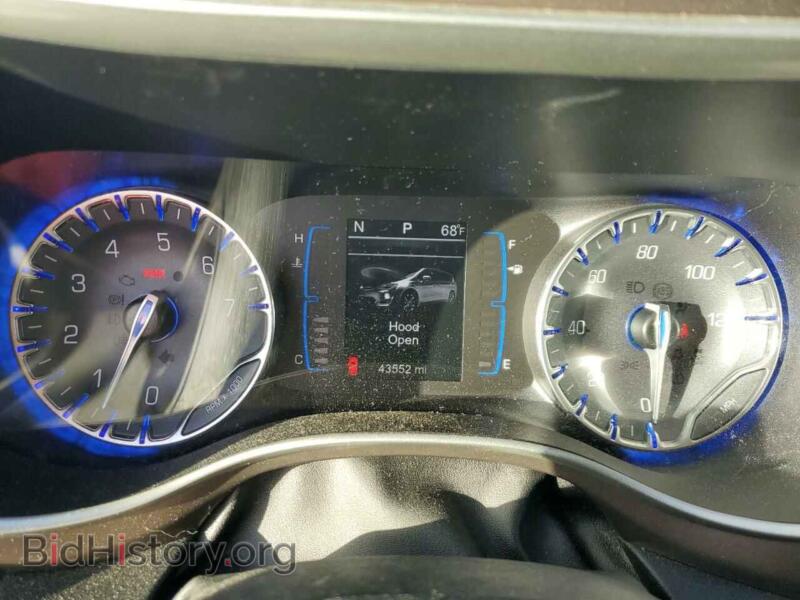 2017 Chrysler PACIFICA (VIN 2C4RC1BG1HR552056) — photo 9 of 13