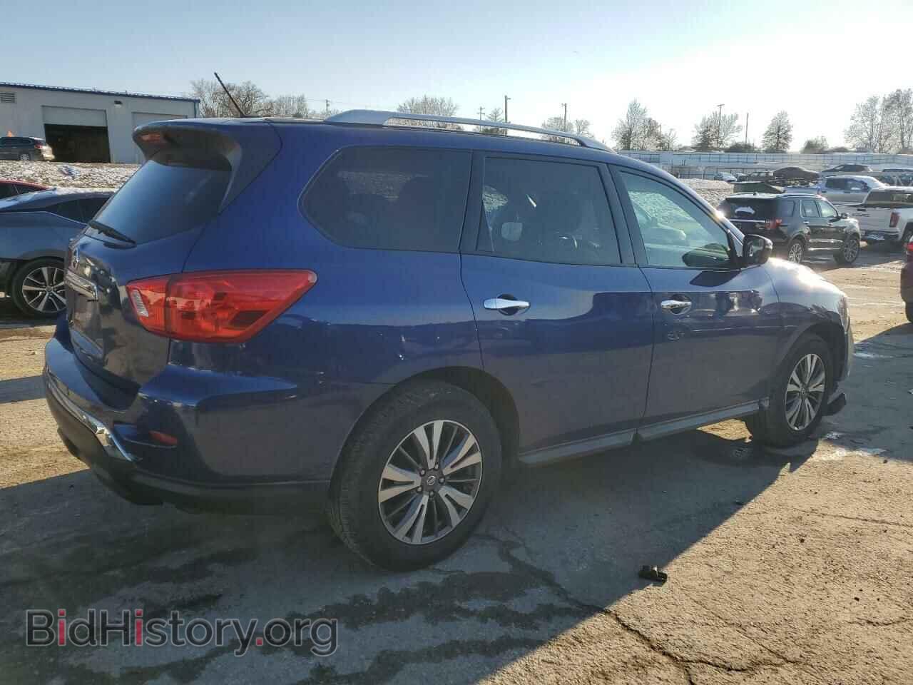2017 NISSAN PATHFINDER - VIN: 5N1DR2MN8HC677764 - Фото 3