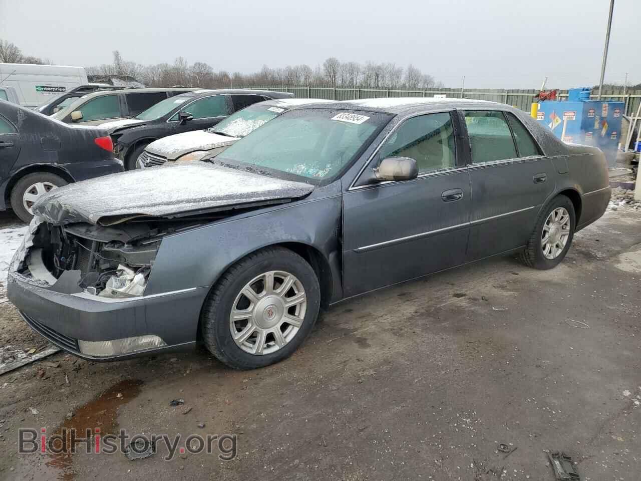 Photo 1G6KA5EY6AU118441 - CADILLAC DTS 2010