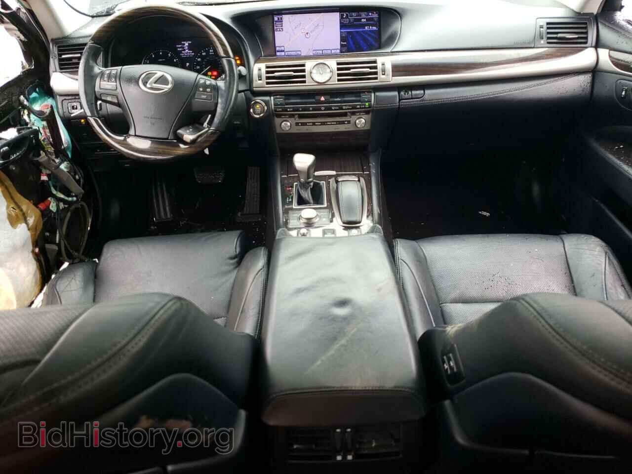 2013 LEXUS LS460 - VIN: JTHBL5EF1D5117393 - Photo 8