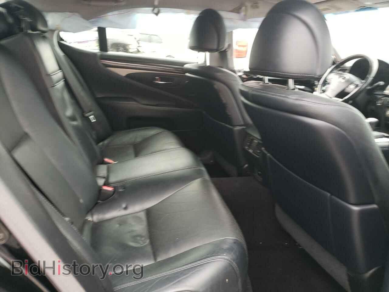 2013 LEXUS LS460 - VIN: JTHBL5EF1D5117393 - Photo 10