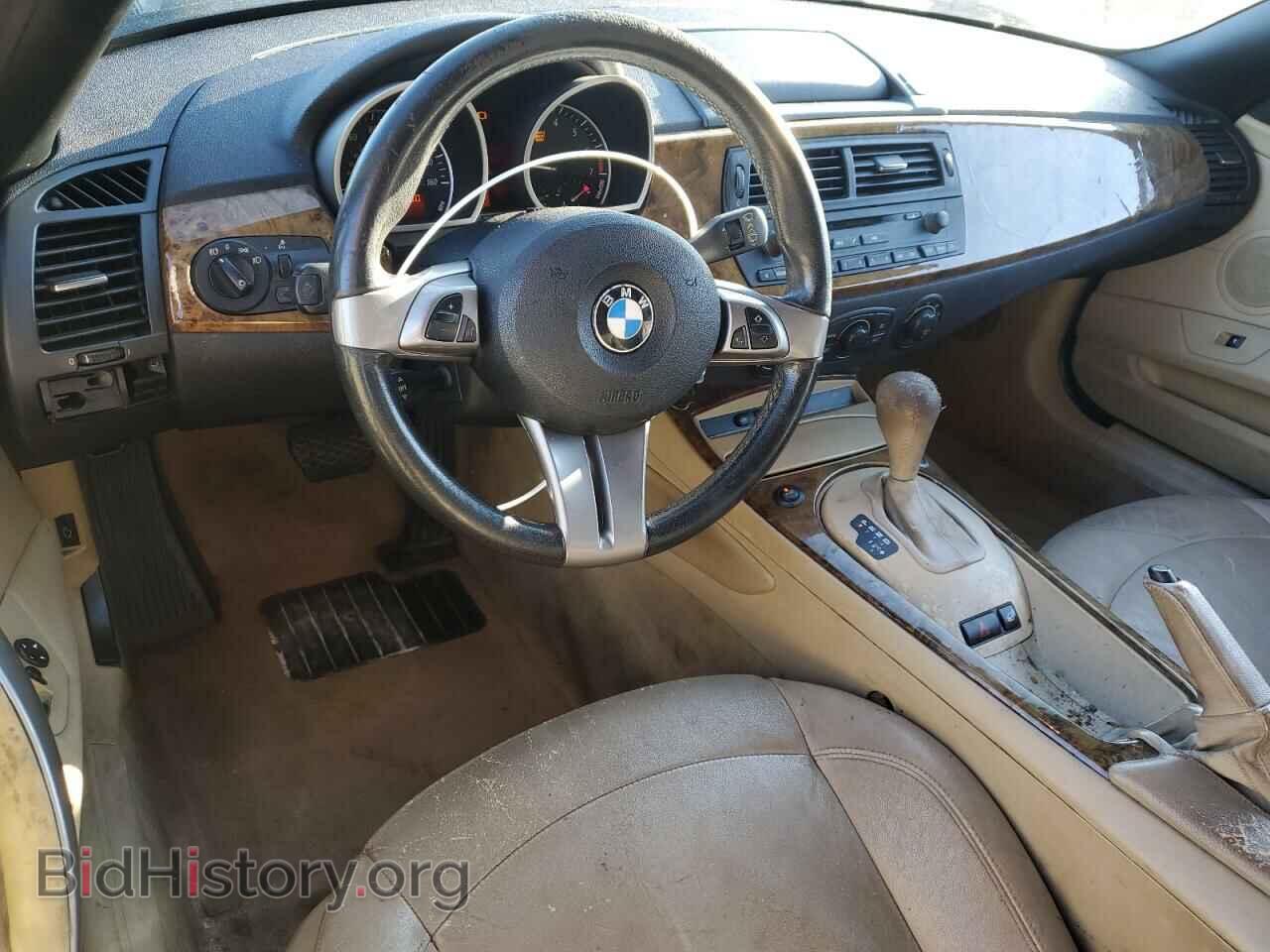 2005 BMW Z4 - VIN: 4USBT33555LS55039 - Photo 8