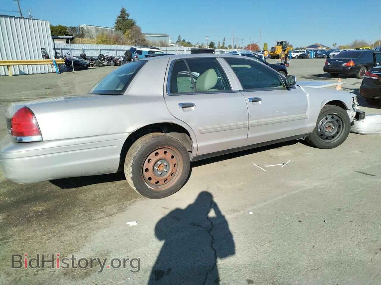 2011 FORD CROWN VIC - VIN: 2FABP7EV5BX175209 - Фото 3