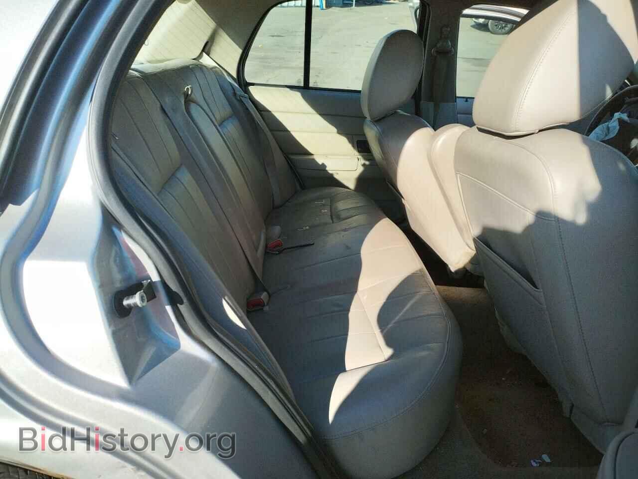 2011 FORD CROWN VIC - VIN: 2FABP7EV5BX175209 - Фото 10