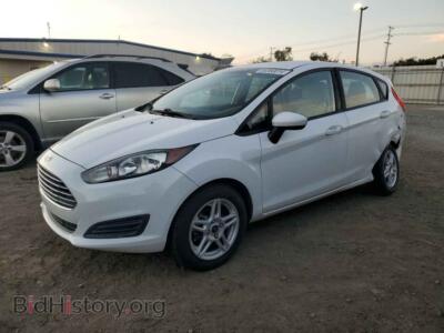 2017 Ford FIESTA SE, белый — VIN 3FADP4EJ0HM124001, Copart