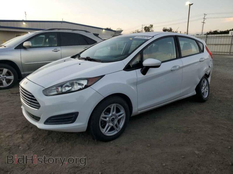 2017 Ford FIESTA SE (VIN 3FADP4EJ0HM124001) — фото 1 из 12, Copart, повреждение: задняя часть