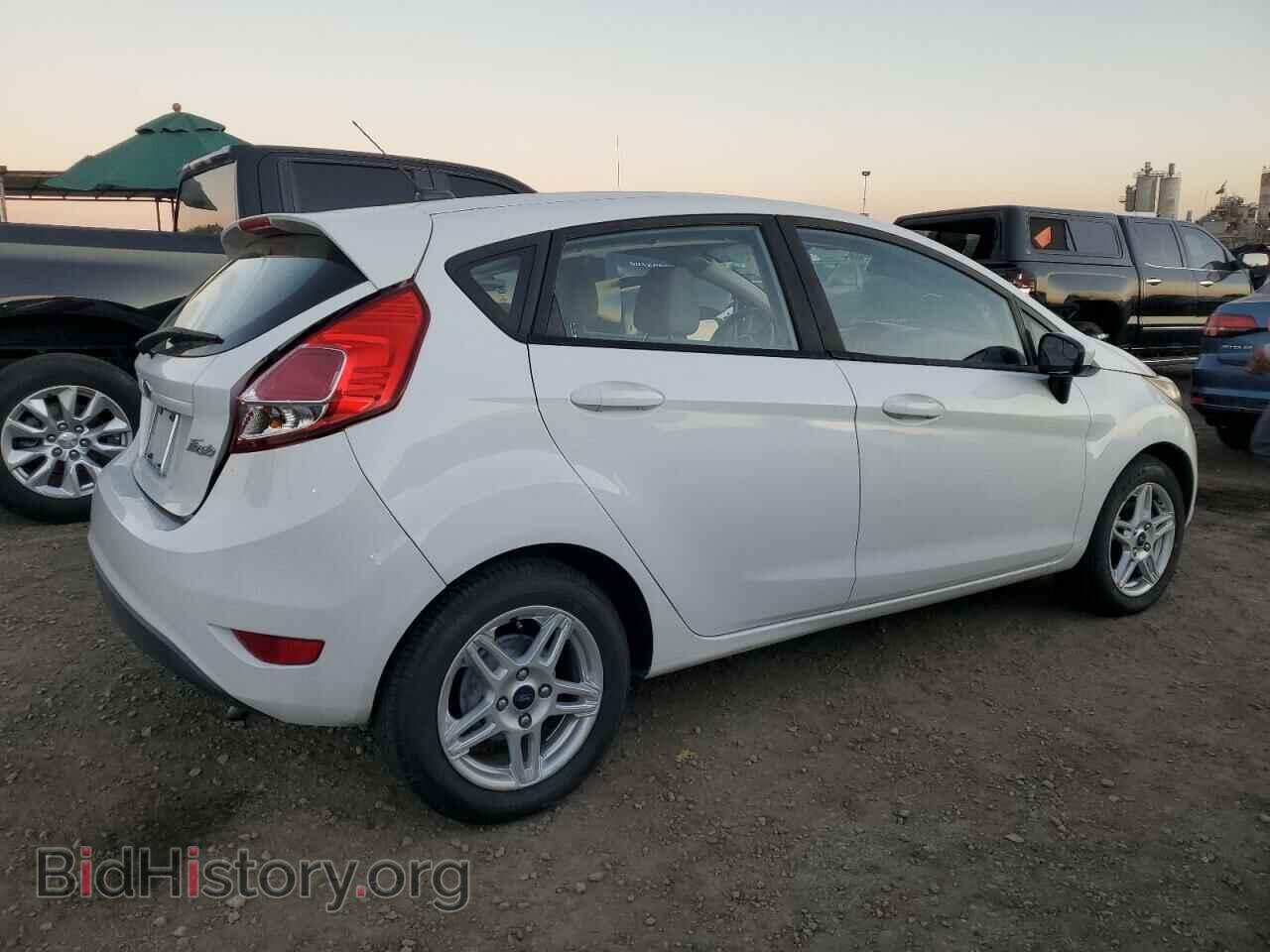 2017 FORD FIESTA - VIN: 3FADP4EJ0HM124001 - Фото 3
