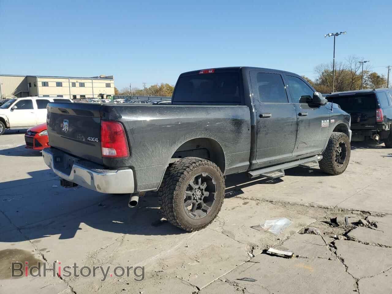 2016 RAM All Models - VIN: 3C6UR5CJ3GG354570 - Photo 3