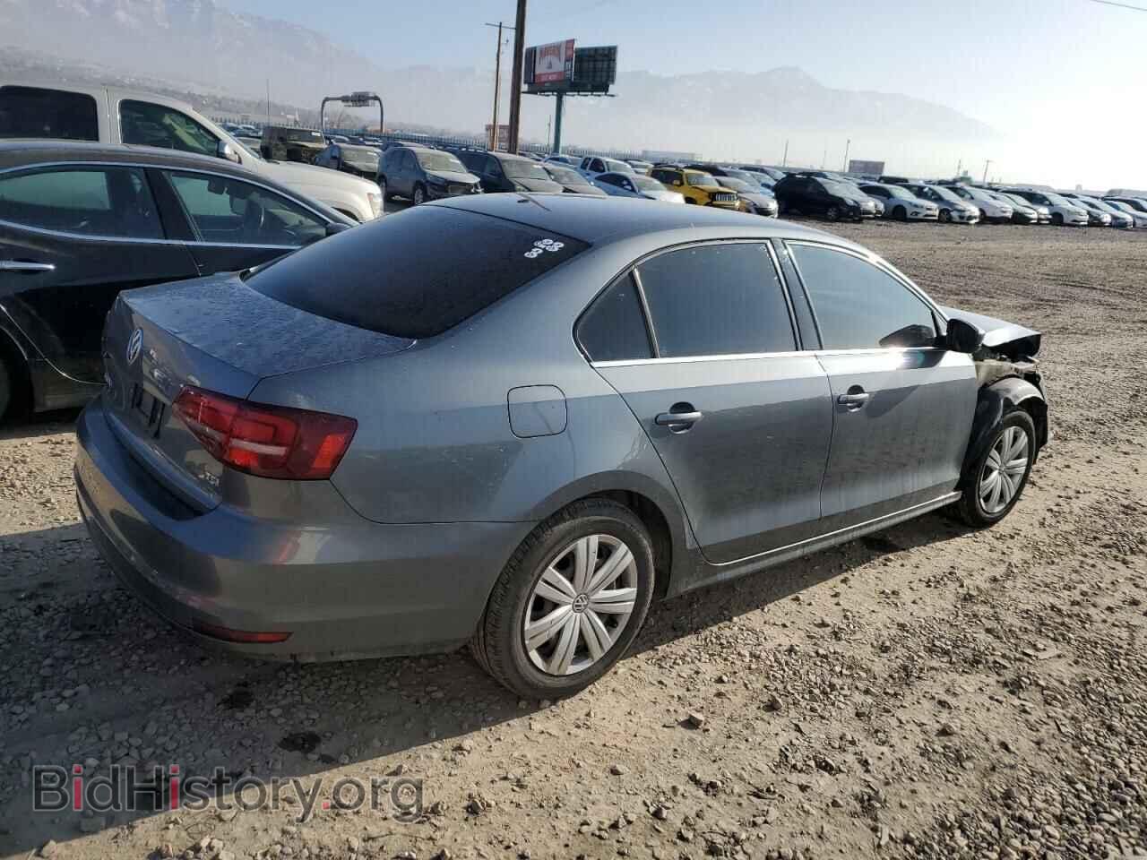 2017 VOLKSWAGEN JETTA - VIN: 3VW2B7AJ1HM243423 - Фото 3