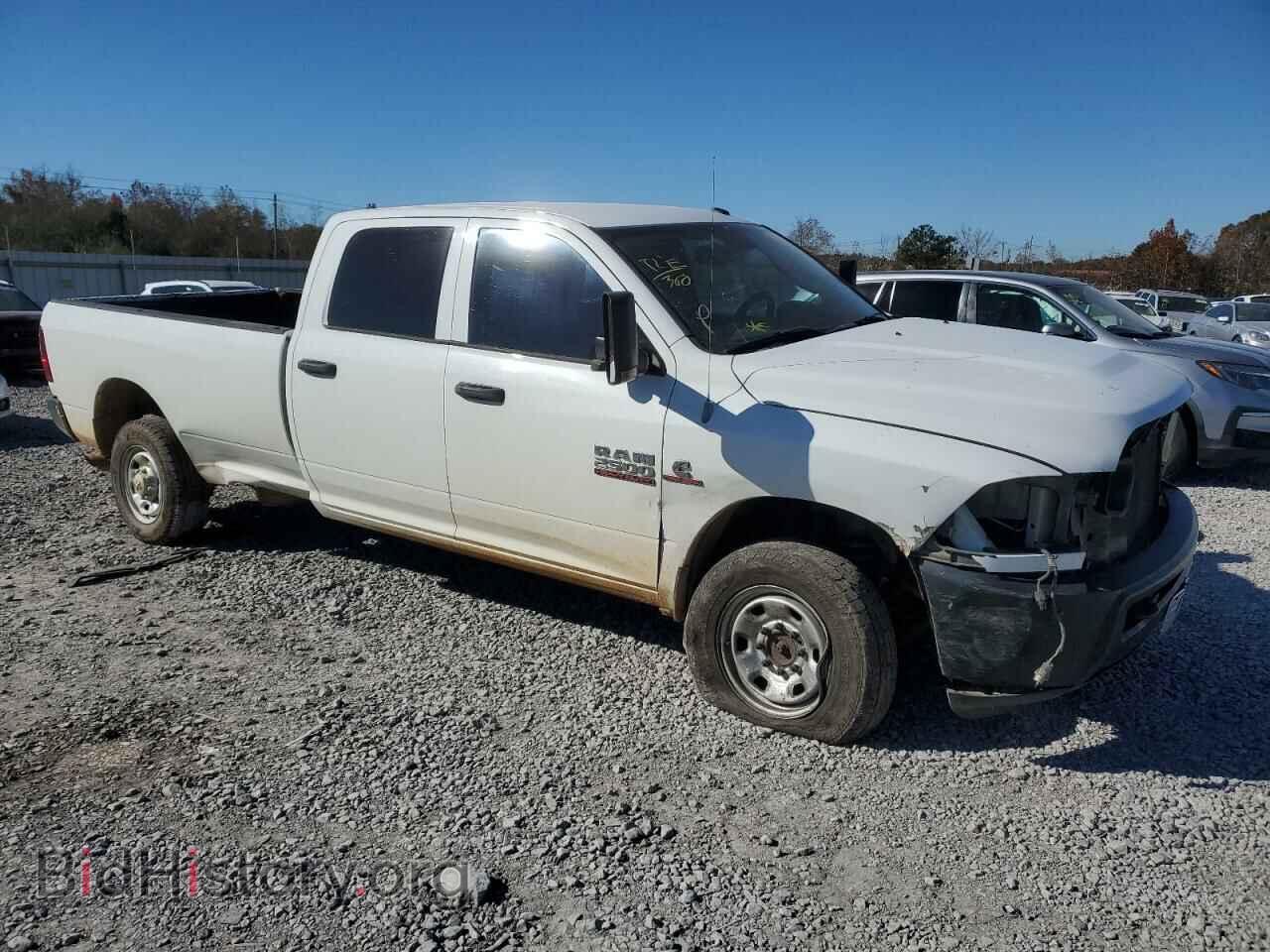 2014 RAM All Models - VIN: 3C6UR5HL8EG118617 - Photo 4