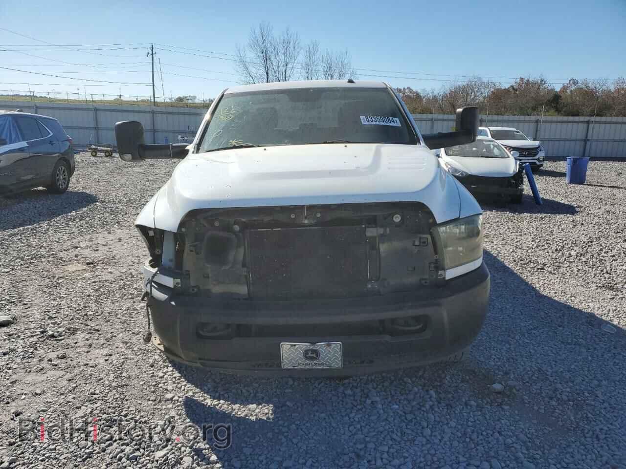 2014 RAM All Models - VIN: 3C6UR5HL8EG118617 - Photo 5