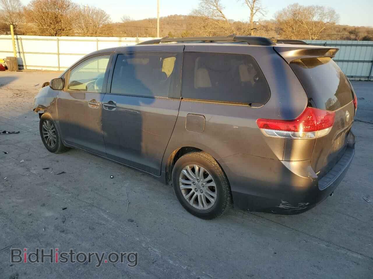 2014 TOYOTA All Models - VIN: 5TDYK3DC4ES477263 - Фото 2