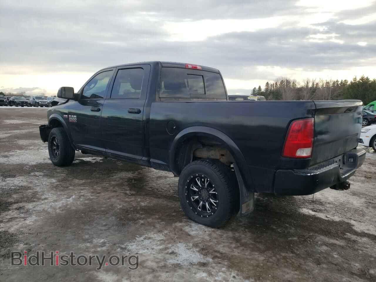 2014 RAM All Models - VIN: 3C6UR5DJ0EG271819 - Фото 2