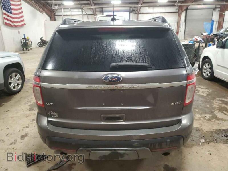 2011 Ford EXPLORER (VIN 1FMHK8D80BGA10772) — фото 6 из 13