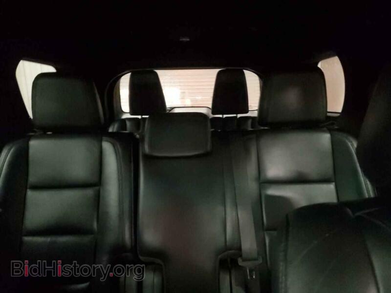 2011 Ford EXPLORER (VIN 1FMHK8D80BGA10772) — фото 10 из 13