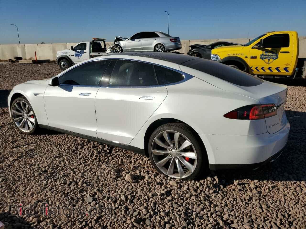2015 TESLA MODEL S - VIN: 5YJSA1H26FFP70117 - Photo 2