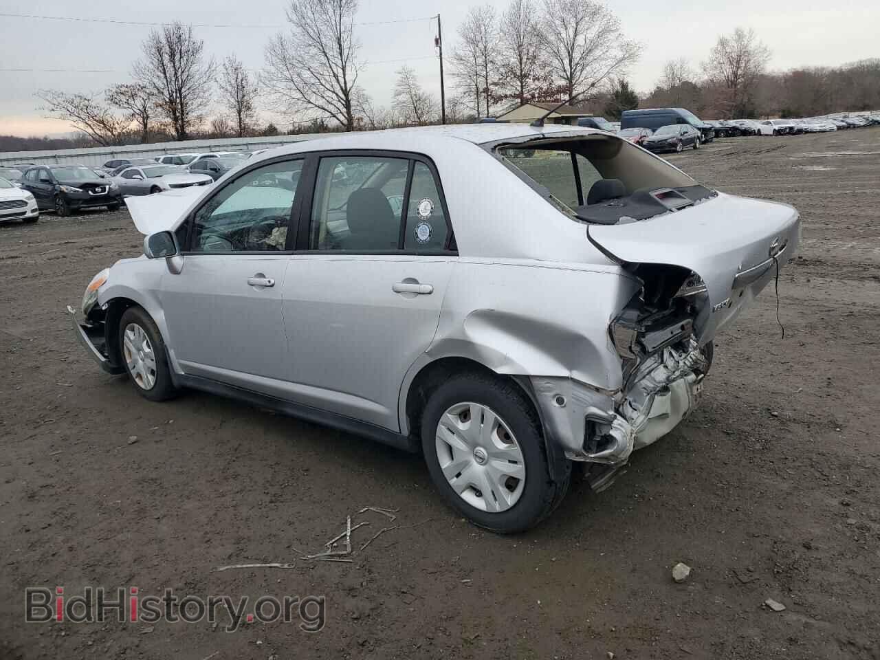 2011 NISSAN VERSA - VIN: 3N1BC1AP8BL404528 - Фото 2