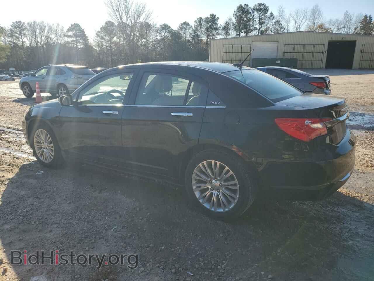 2012 CHRYSLER 200 - VIN: 1C3CCBCG7CN107034 - Фото 2