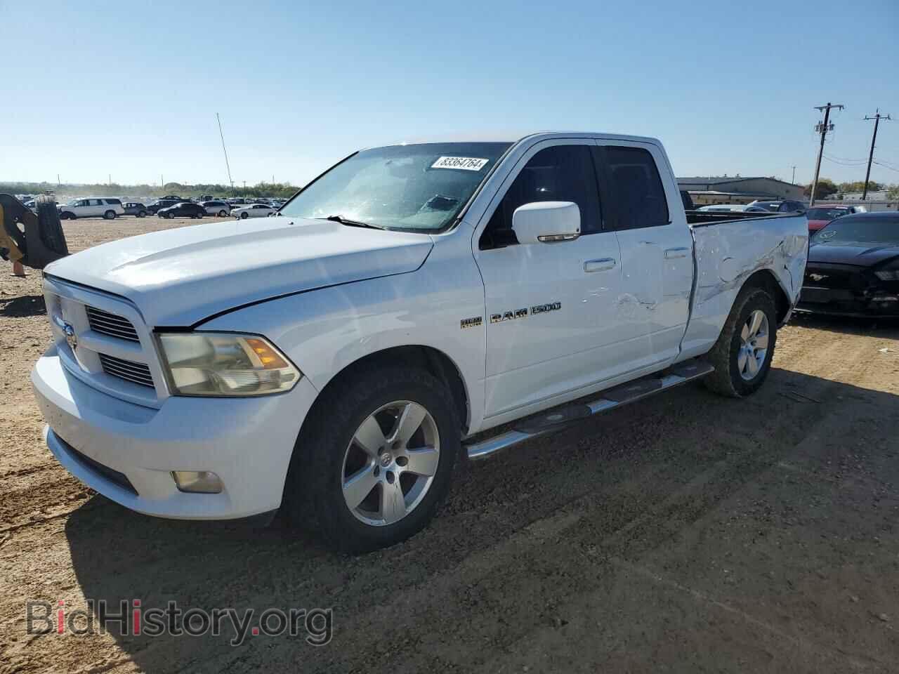 Photo 1D7RB1GT5BS514530 - DODGE All Models 2011