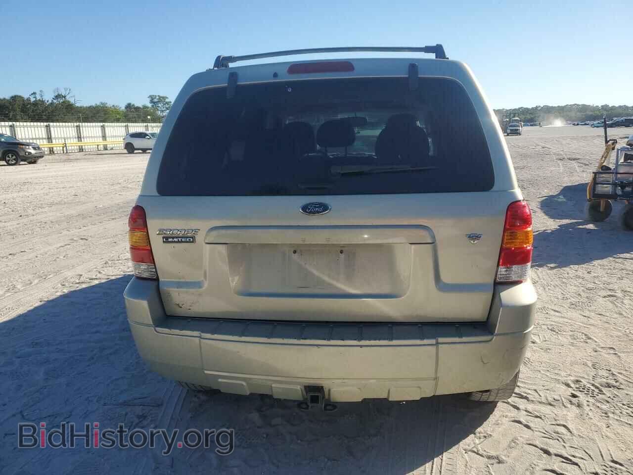 2005 FORD ESCAPE - VIN: 1FMCU04115KB86384 - Фото 6