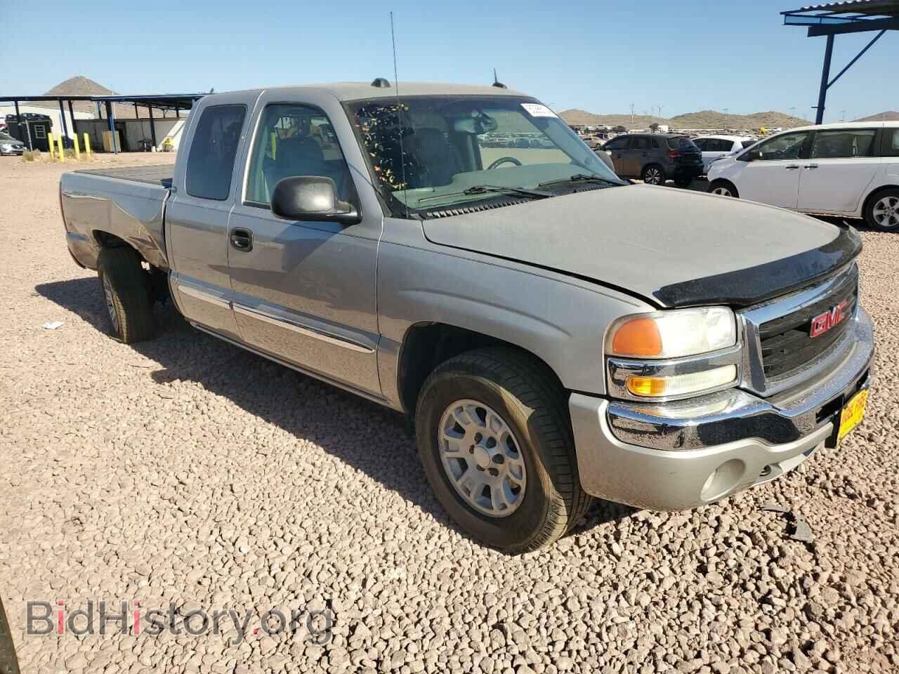 2005 GMC SIERRA - VIN: 2GTEK19B651309459 - Photo 4