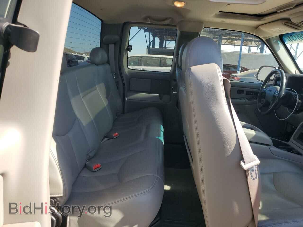 2005 GMC SIERRA - VIN: 2GTEK19B651309459 - Photo 10