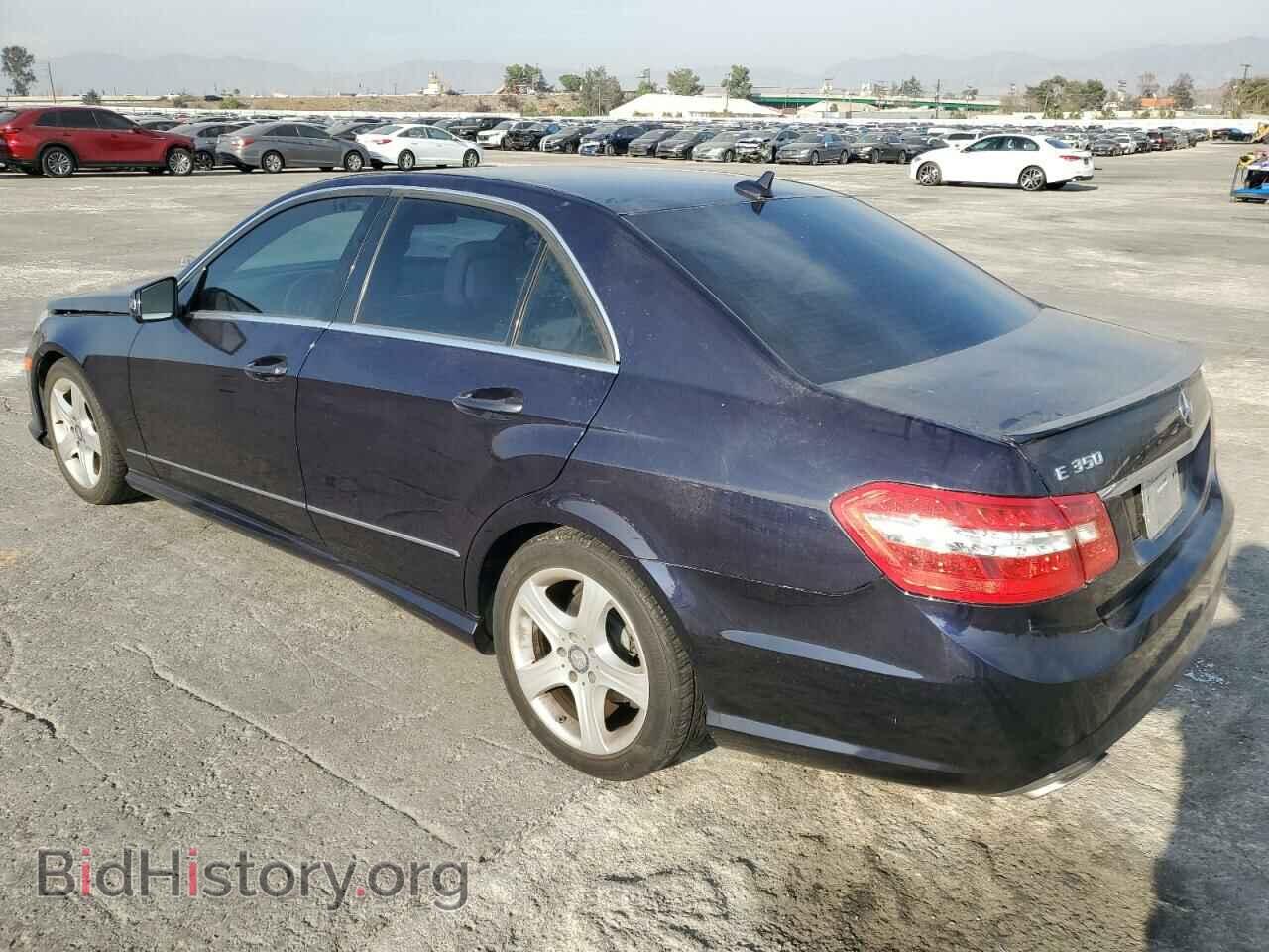 2011 MERCEDES-BENZ E-CLASS - VIN: WDDHF5GB9BA445054 - Фото 2