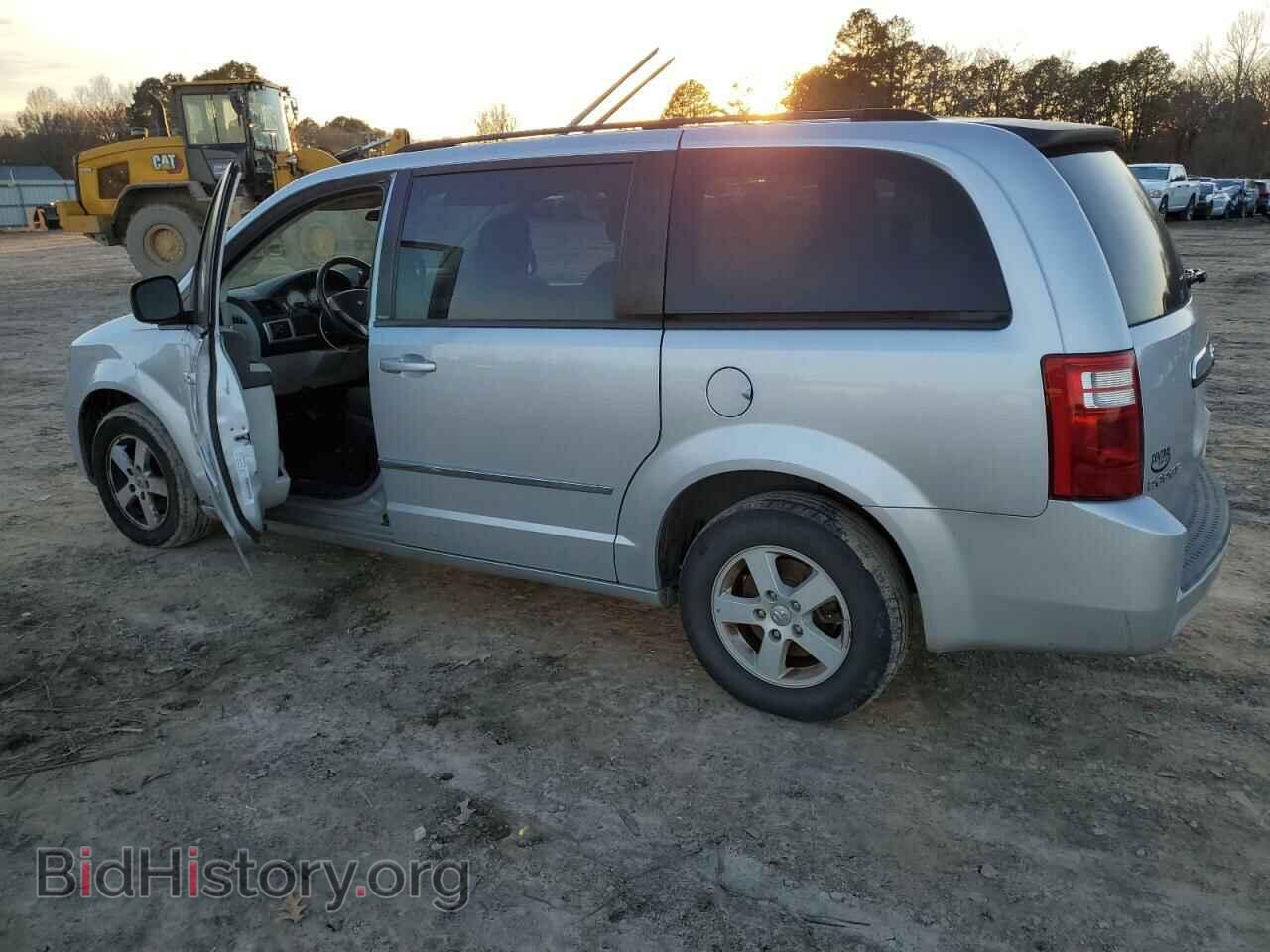 2010 DODGE CARAVAN - VIN: 2D4RN5D16AR496795 - Фото 2