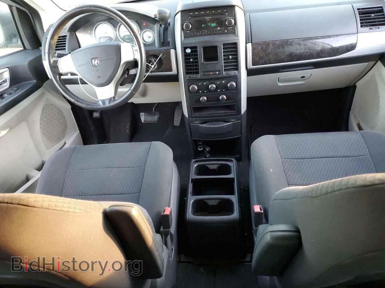 2010 DODGE CARAVAN - VIN: 2D4RN5D16AR496795 - Фото 8