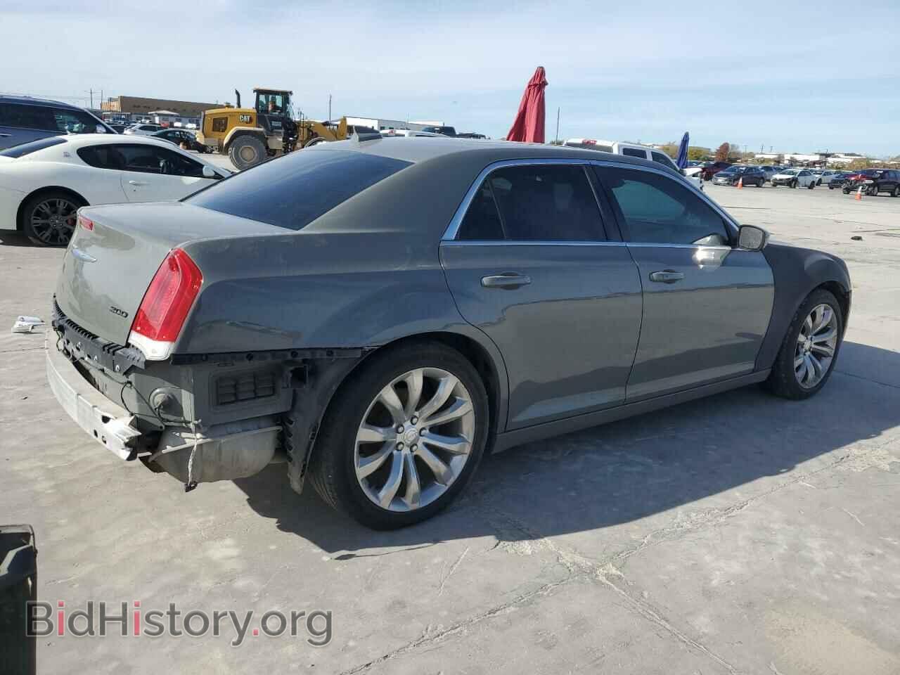 2018 CHRYSLER 300 - VIN: 2C3CCAAG3JH256222 - Фото 3