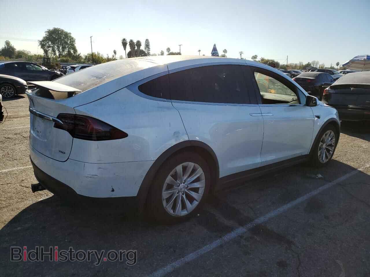 2018 TESLA MODEL X - VIN: 5YJXCBE24JF141121 - Фото 3