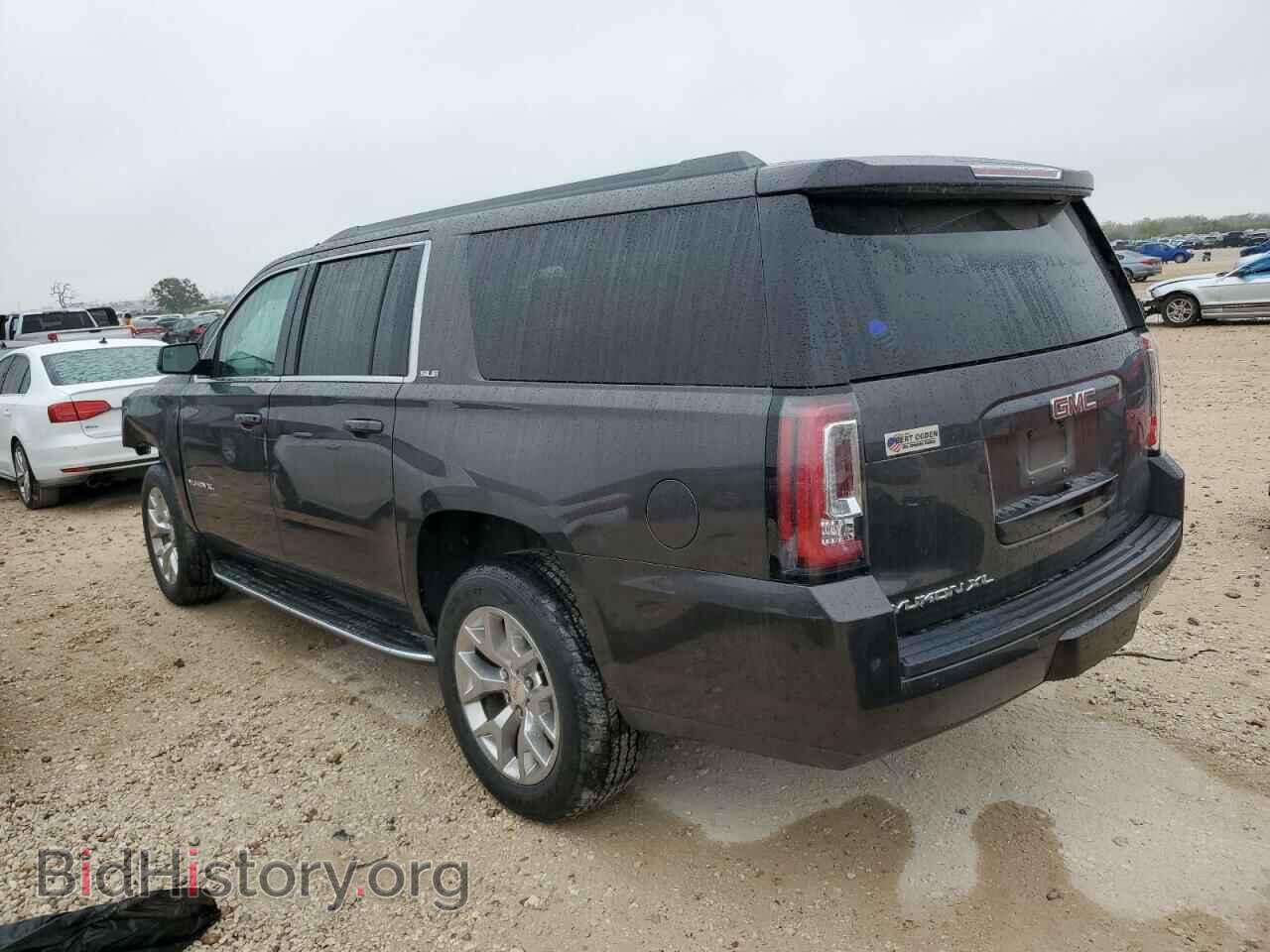 2018 GMC YUKON - VIN: 1GKS1FKC2JR105642 - Фото 2