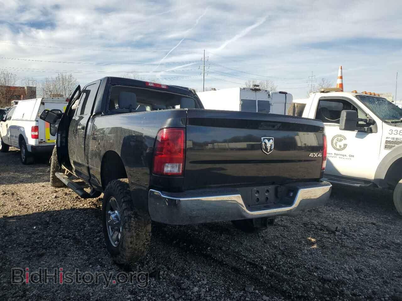 2018 RAM All Models - VIN: 3C63R3CL6JG330773 - Фото 2