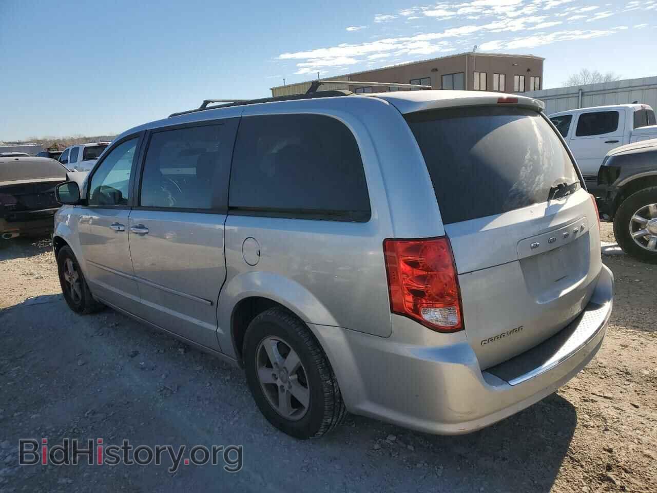 2012 DODGE CARAVAN - VIN: 2C4RDGCG2CR174370 - Photo 2