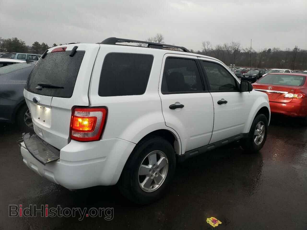 2011 FORD ESCAPE - VIN: 1FMCU9D73BKB26207 - Фото 3