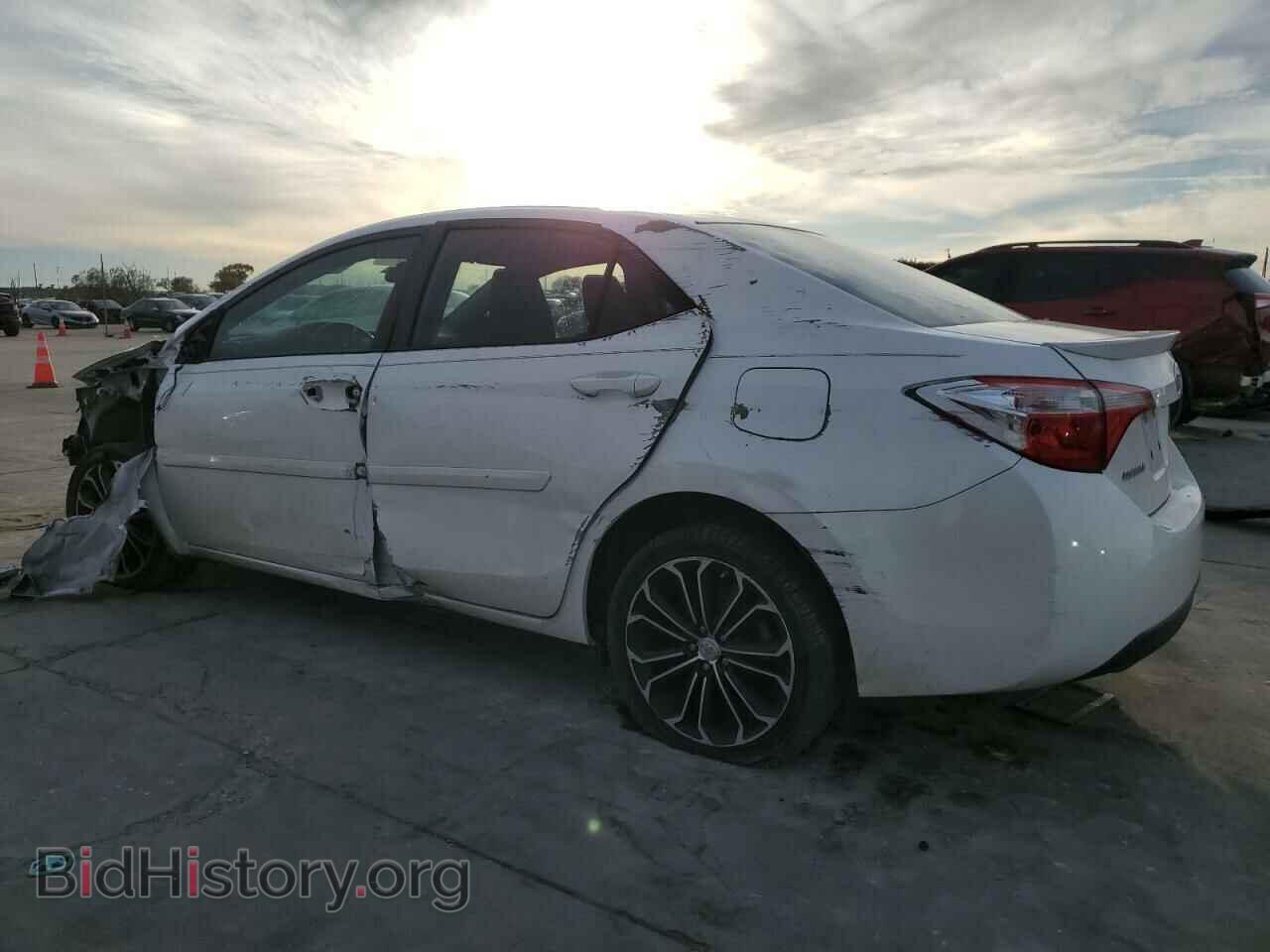 2016 TOYOTA COROLLA - VIN: 5YFBURHE6GP444551 - Фото 2