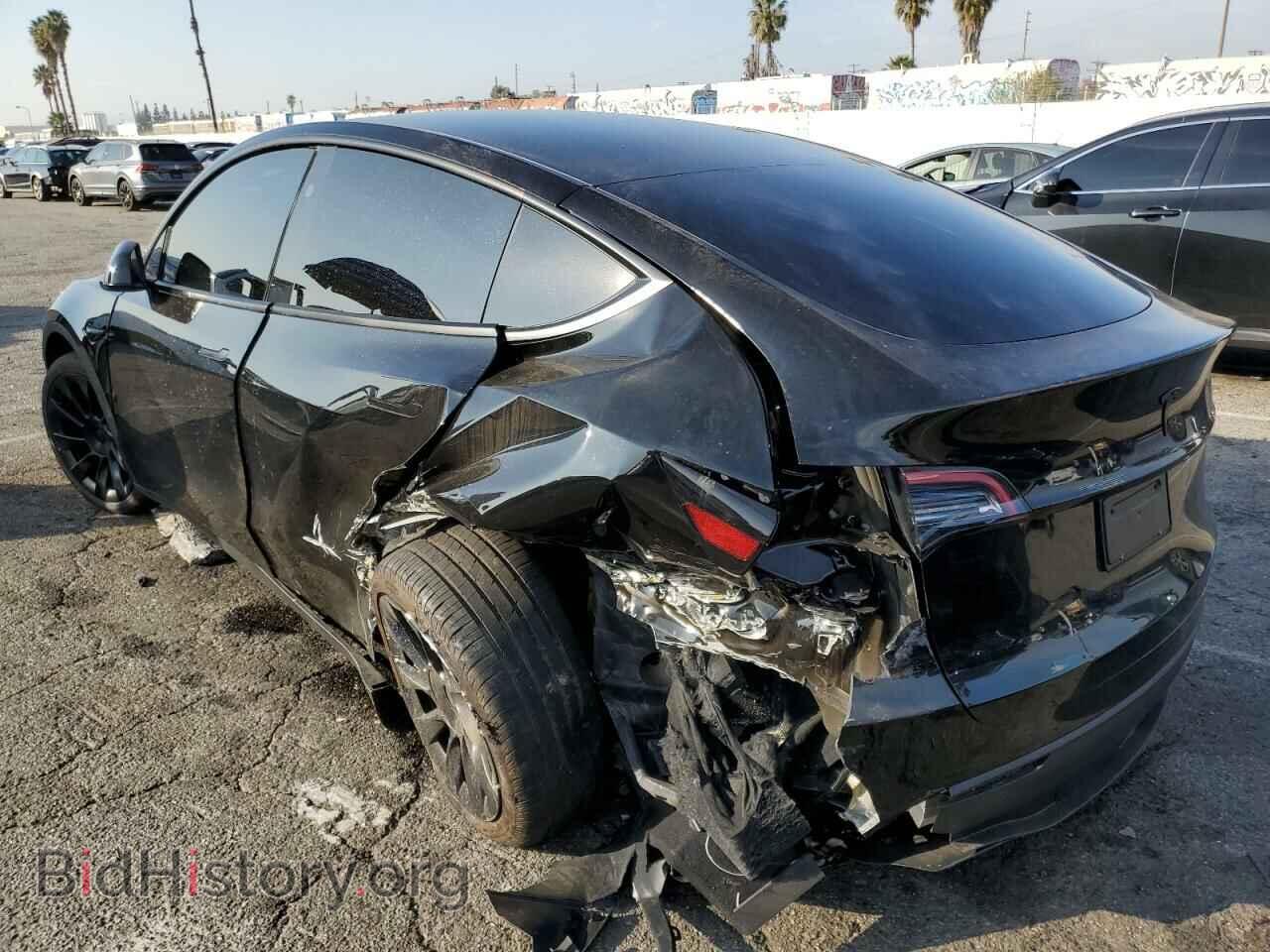 2024 TESLA MODEL Y - VIN: 7SAYGDED2RF045993 - Фото 2