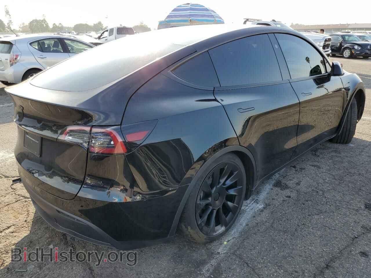 2024 TESLA MODEL Y - VIN: 7SAYGDED2RF045993 - Фото 3