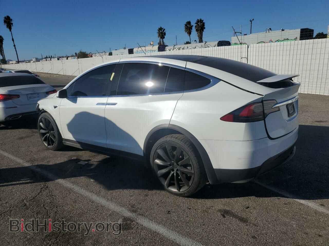 2018 TESLA MODEL X - VIN: 5YJXCBE26JF140052 - Photo 2