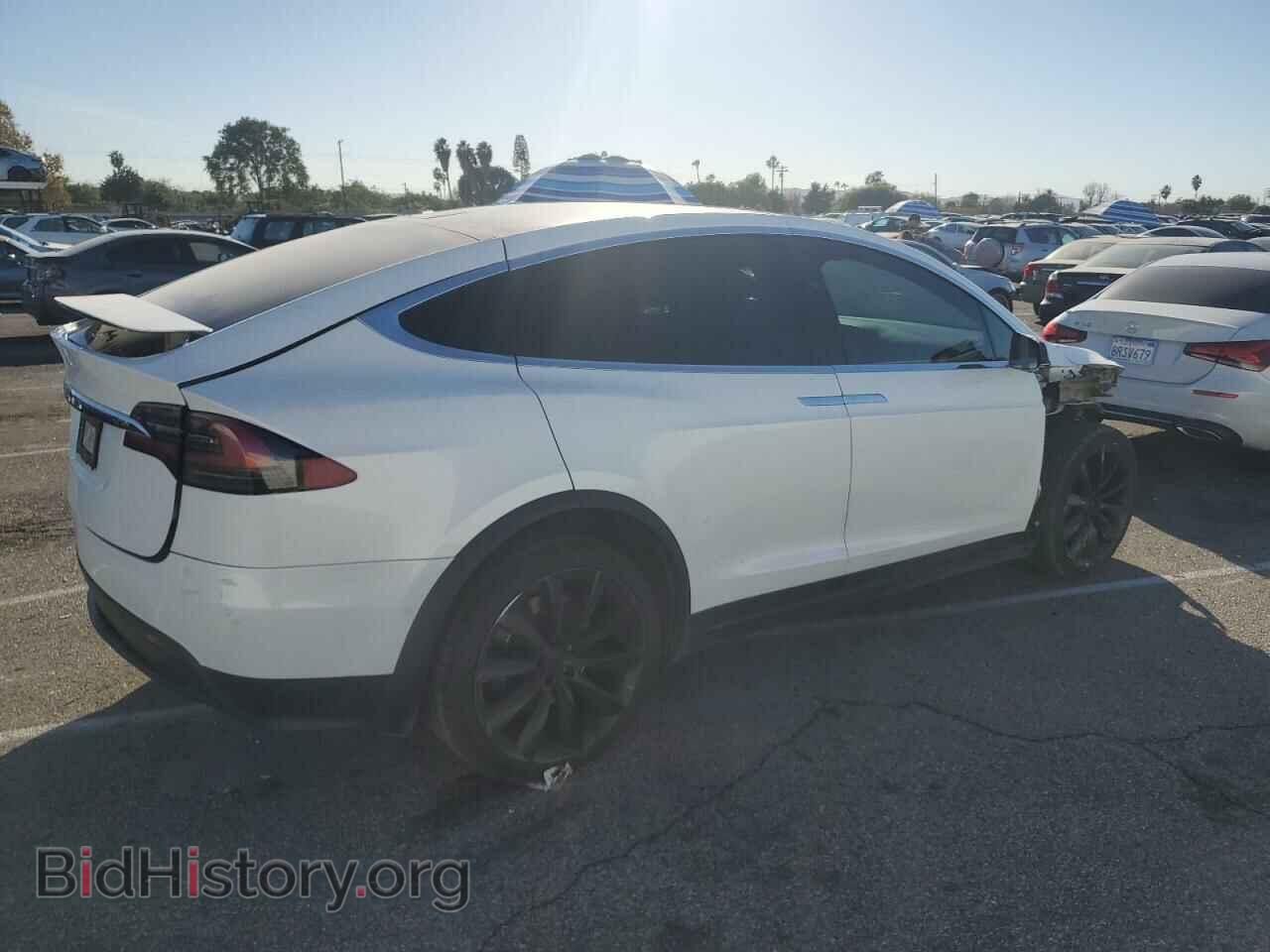 2018 TESLA MODEL X - VIN: 5YJXCBE26JF140052 - Photo 3