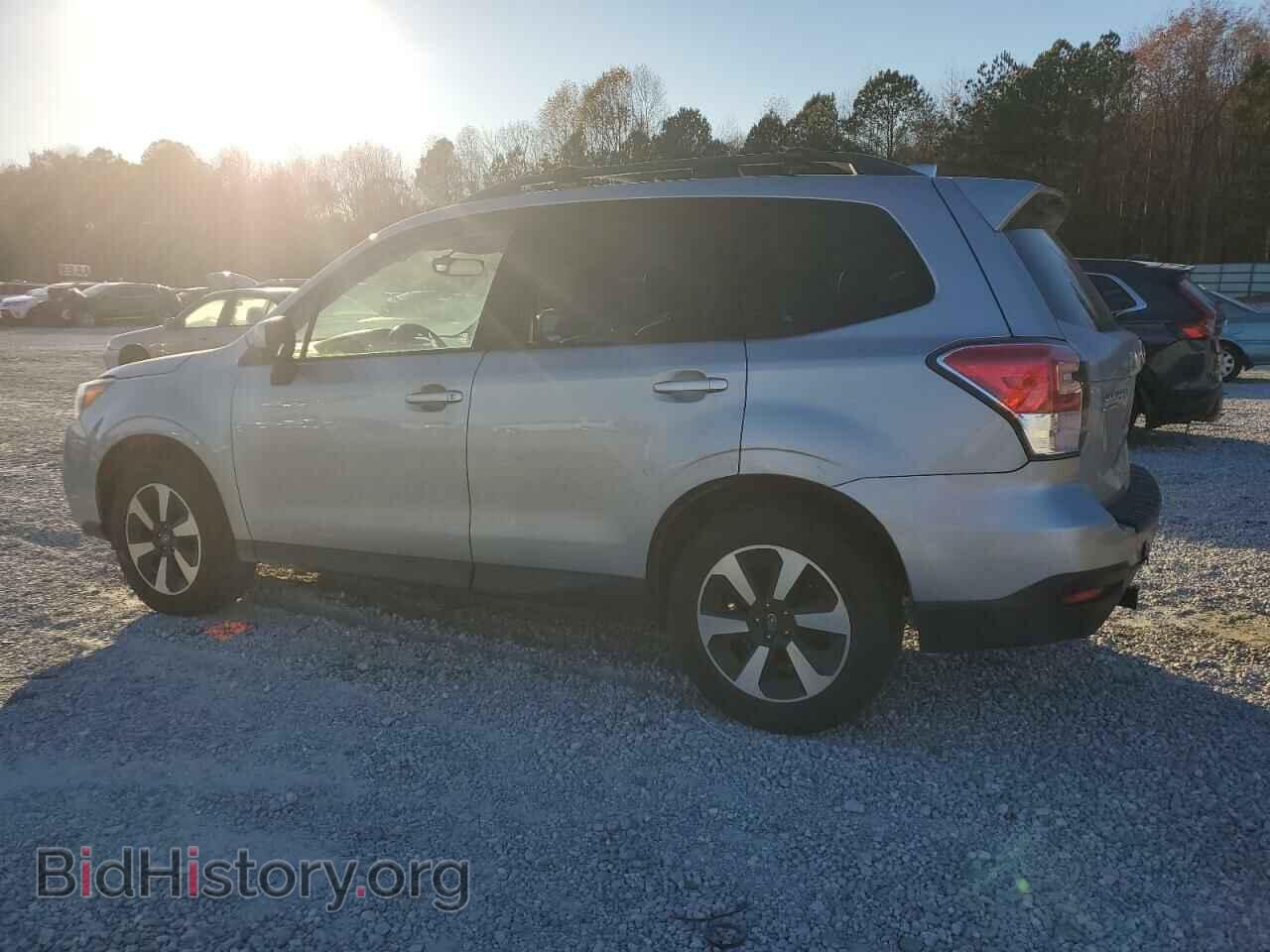 2017 SUBARU FORESTER - VIN: JF2SJAEC3HH517063 - Фото 2
