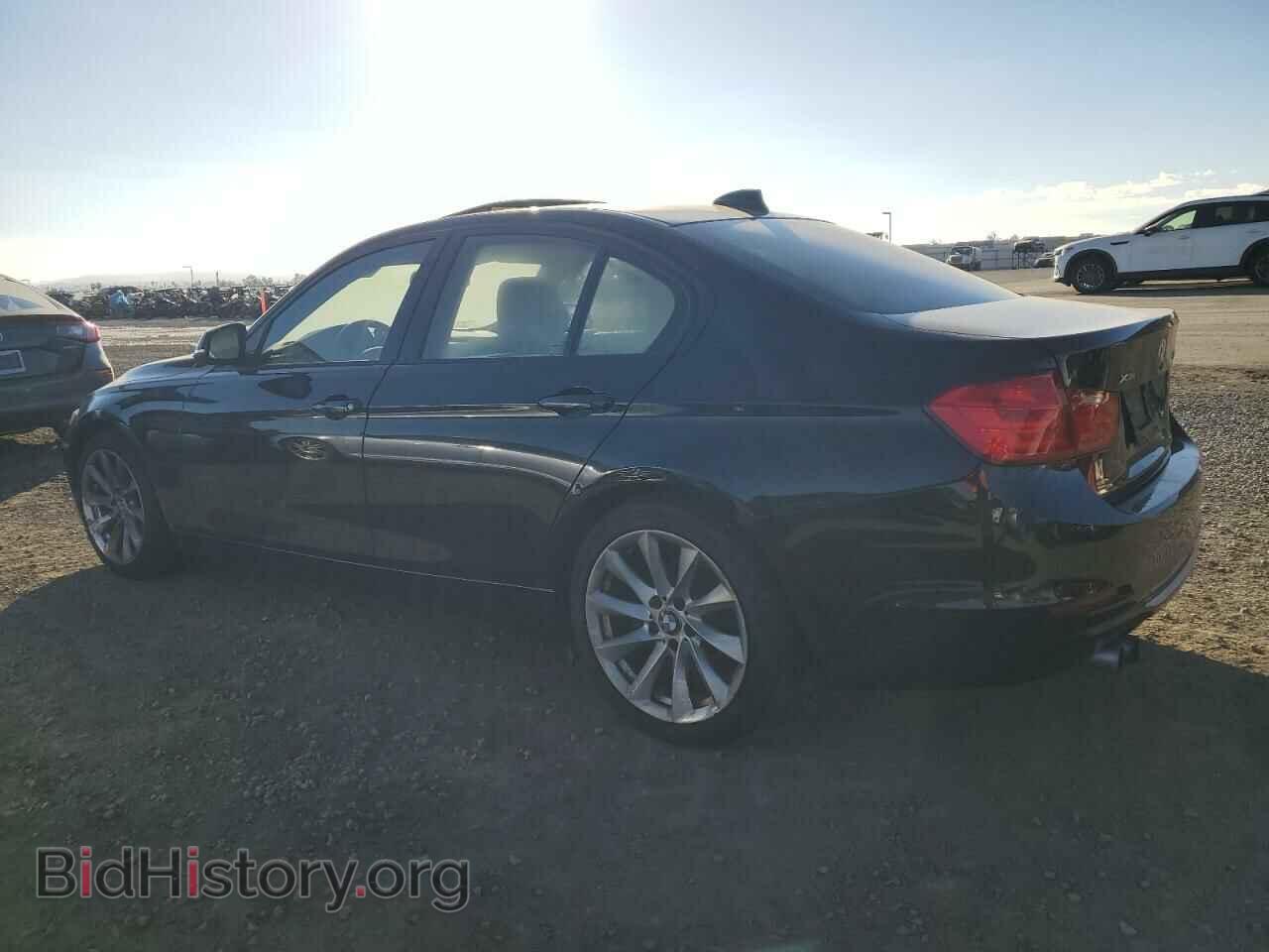 2013 BMW 3 SERIES - VIN: WBA3B3C52DF145914 - Фото 2