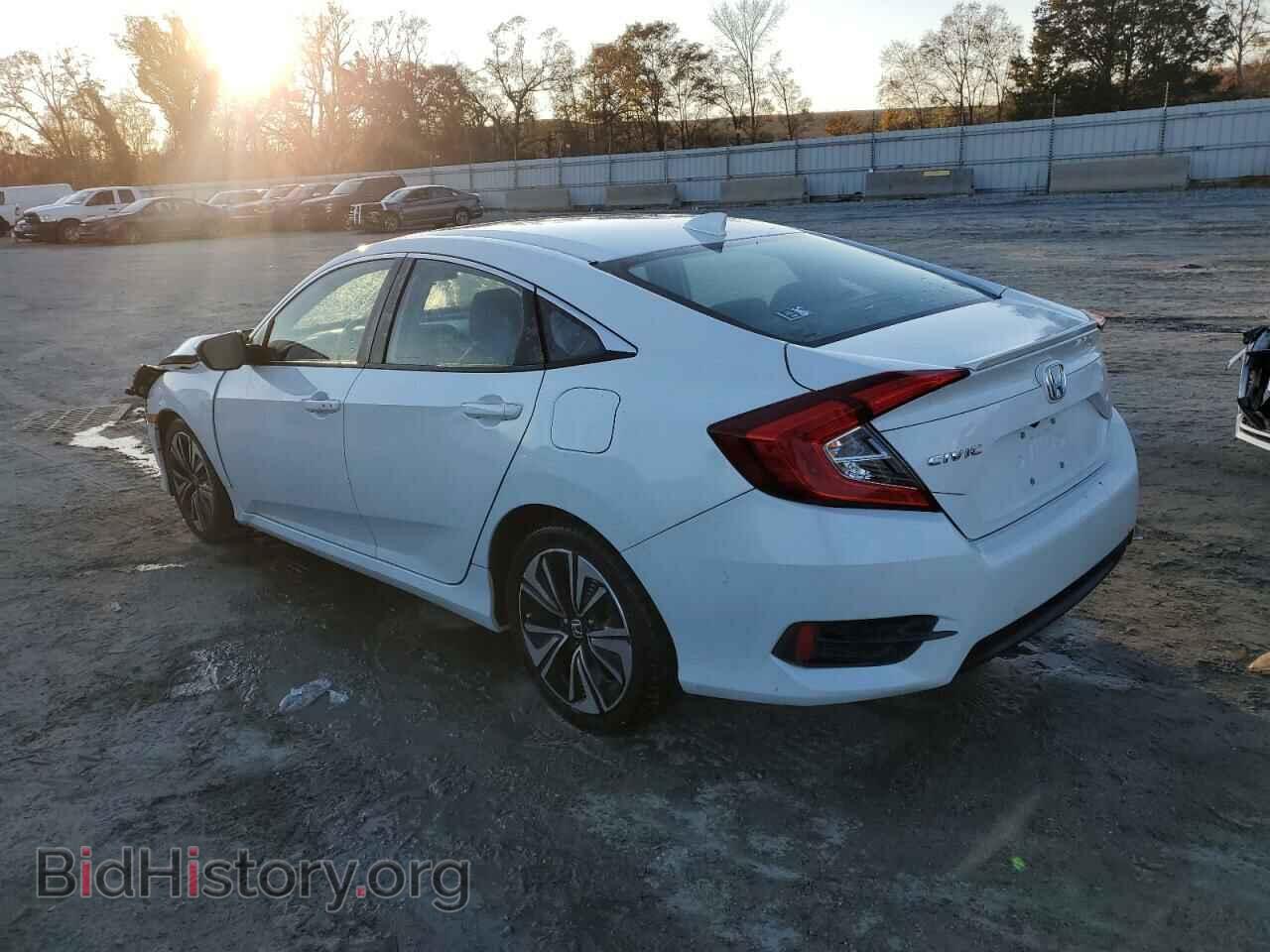 2018 HONDA CIVIC - VIN: 2HGFC1F32JH641092 - Фото 2