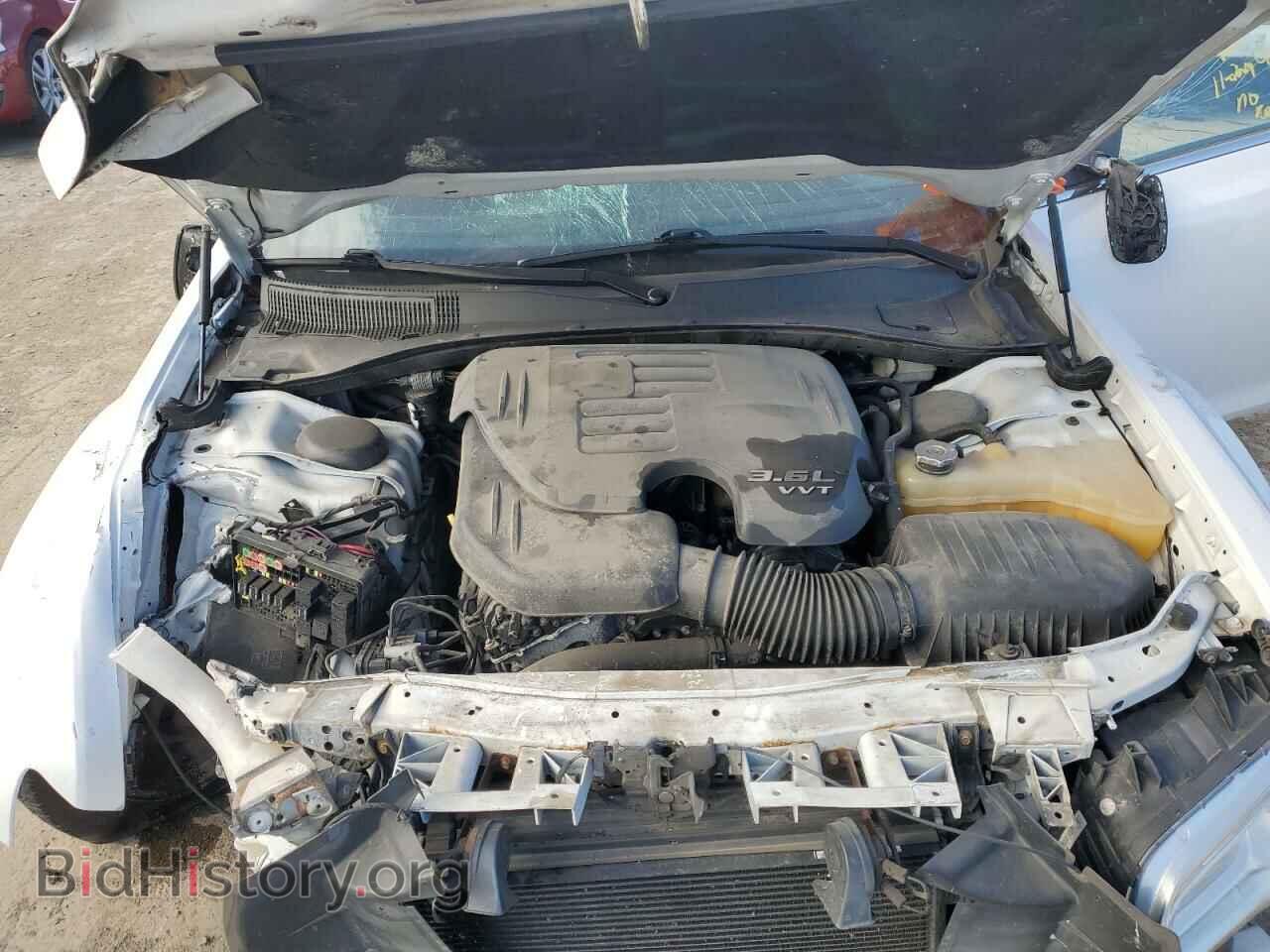 2015 CHRYSLER 300 - VIN: 2C3CCASG6FH736454 - Фото 11