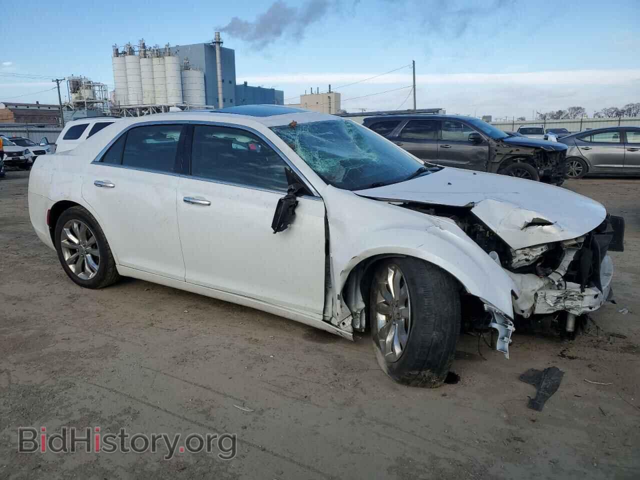 2015 CHRYSLER 300 - VIN: 2C3CCASG6FH736454 - Фото 4