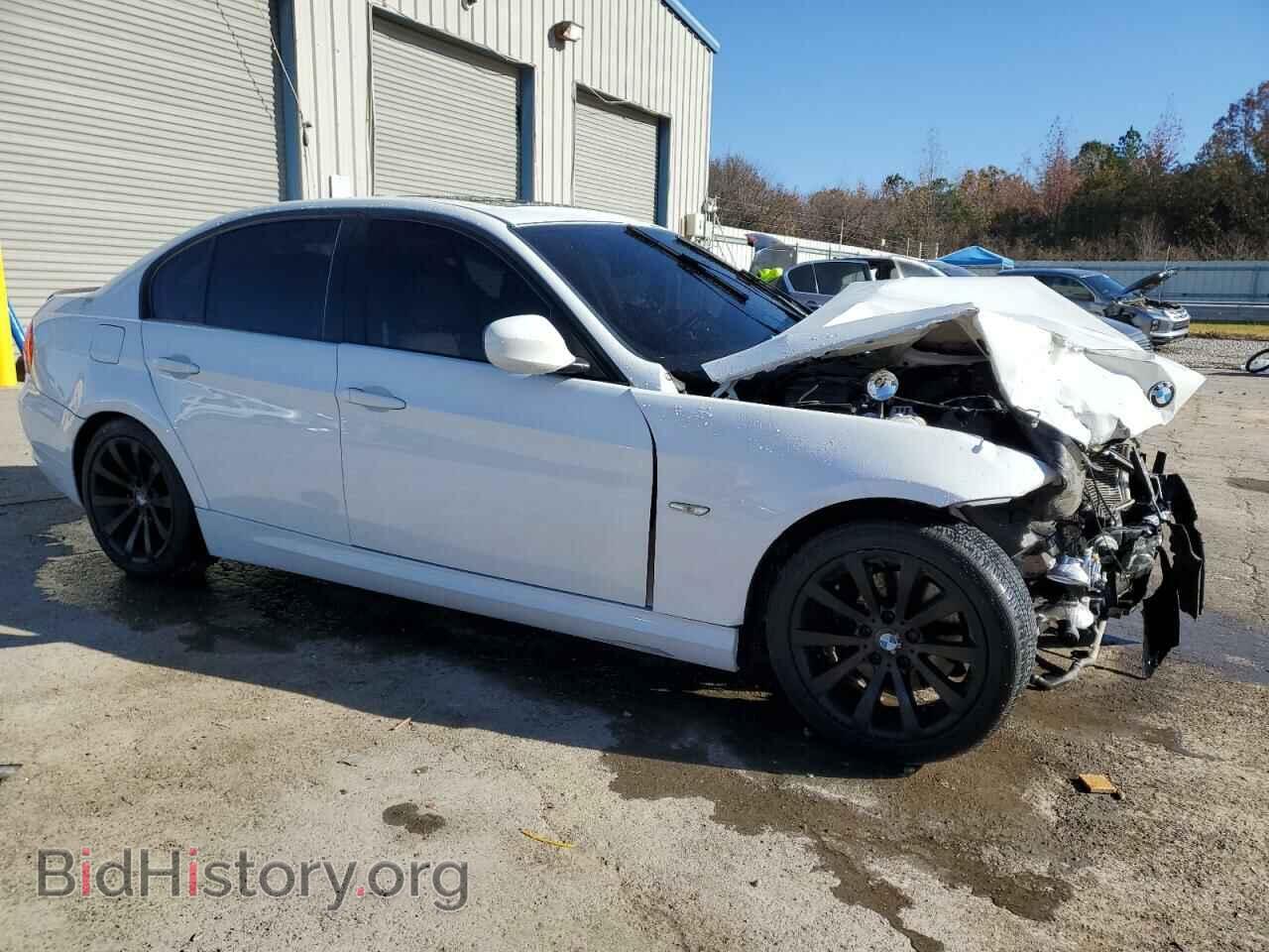 2011 BMW 3 SERIES - VIN: WBAPH7C51BE678380 - Фото 4
