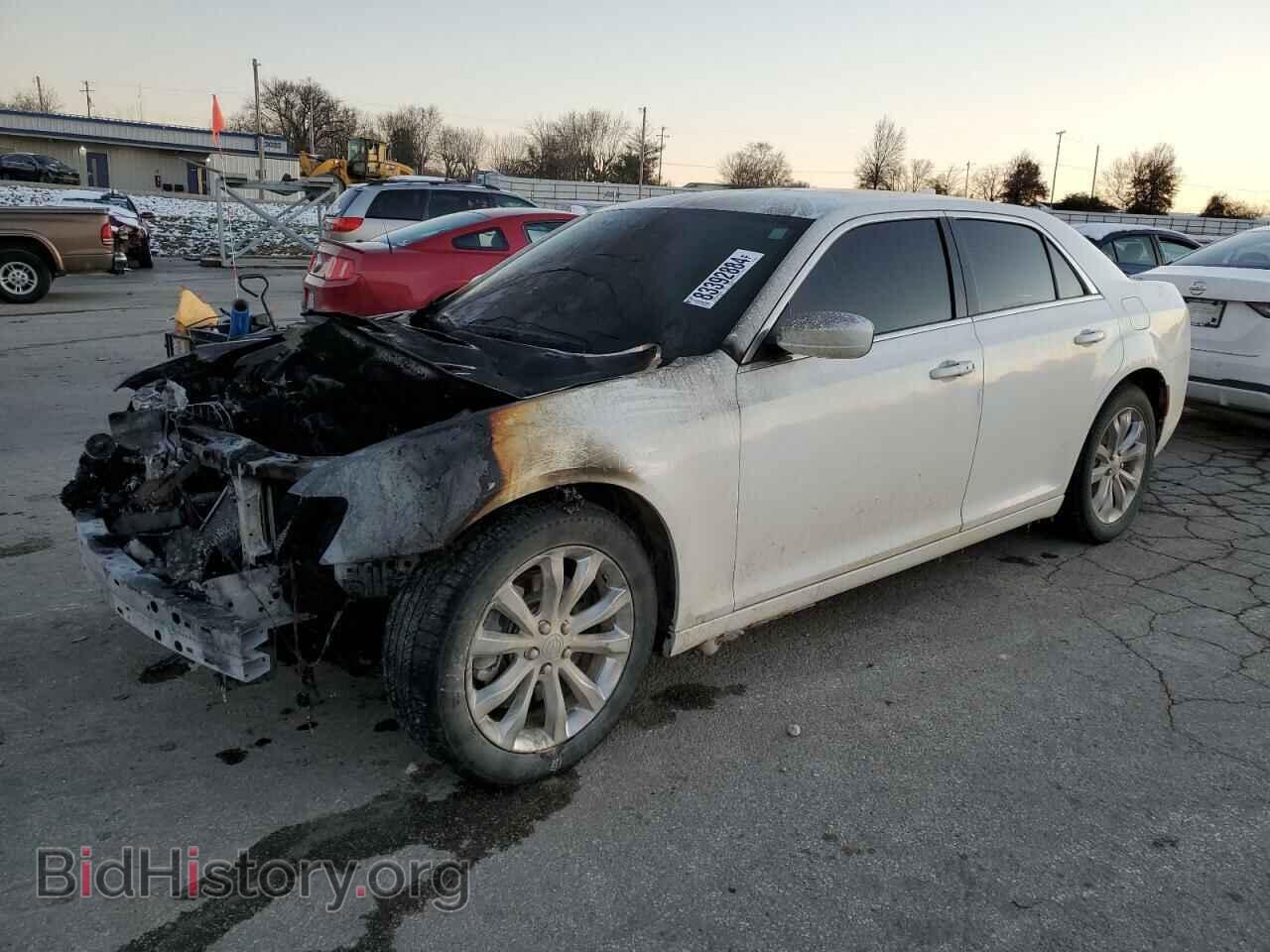 Photo 2C3CCARG8JH302423 - CHRYSLER 300 2018