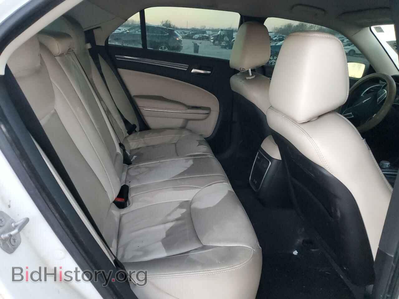 2018 CHRYSLER 300 - VIN: 2C3CCARG8JH302423 - Фото 10