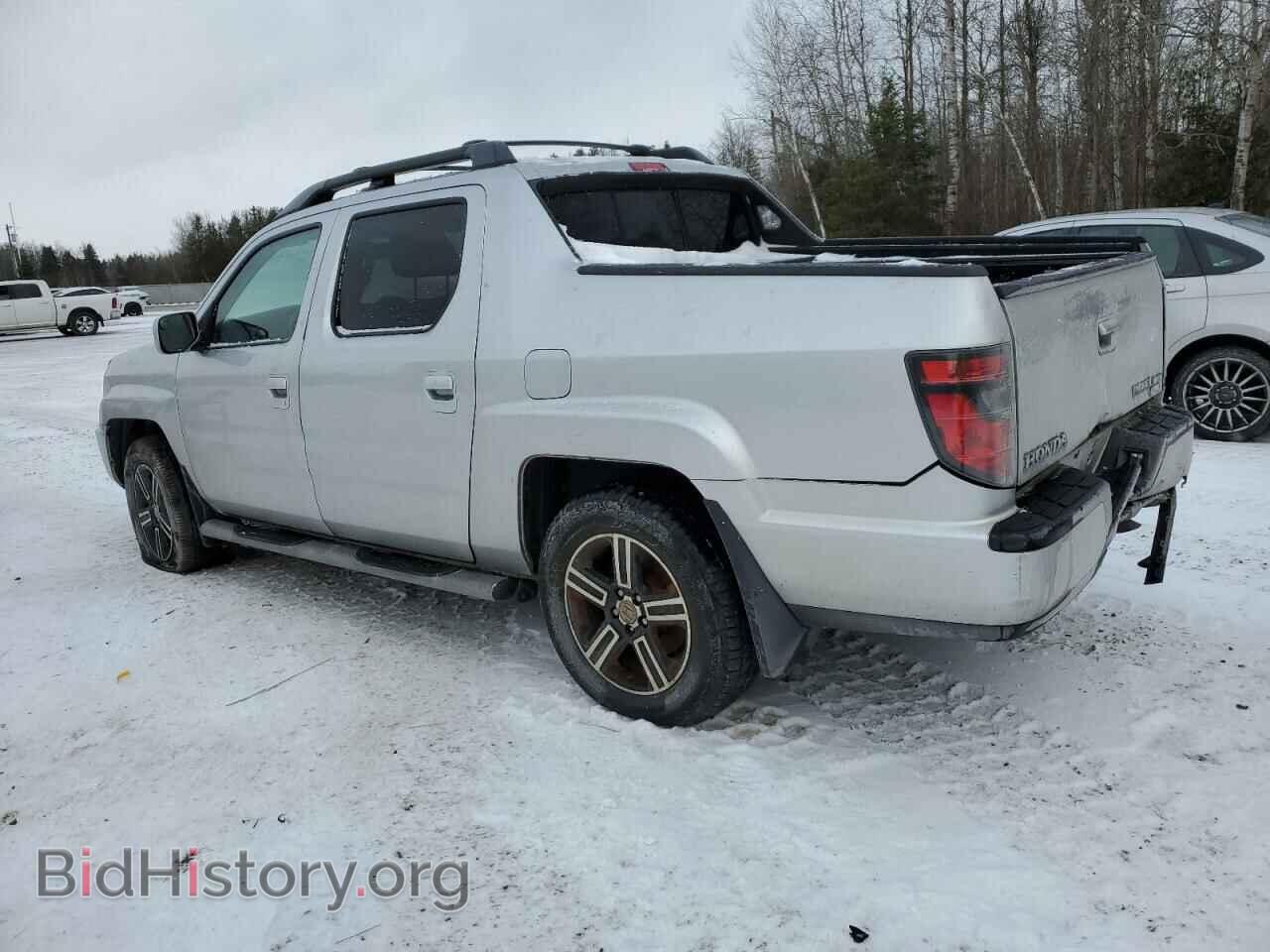 2013 HONDA RIDGELINE - VIN: 5FPYK1F71DB501095 - Фото 2
